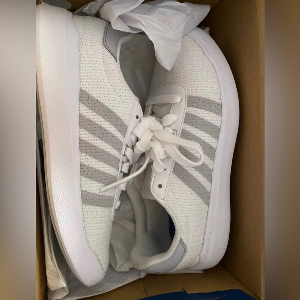 K.Swiss woman’s shoes